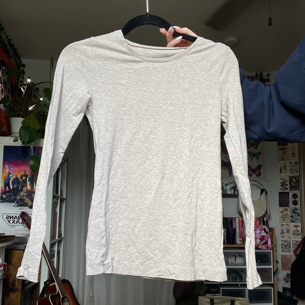 GAP Cream Fitted Long Sleeve T-Shirt